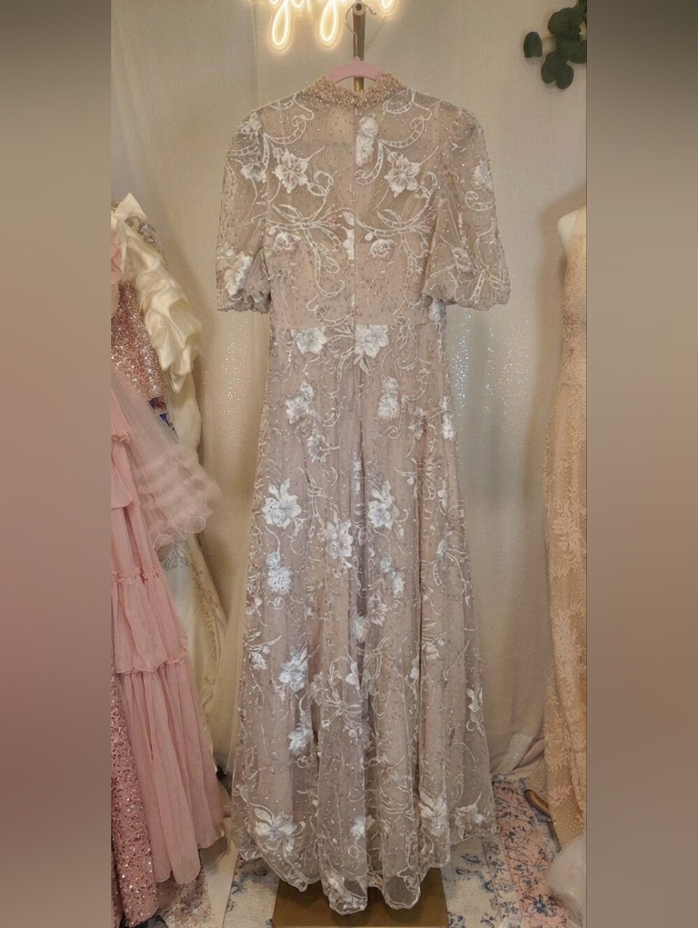NWT Mac Duggal Size 16 Blush Queen Anne Puff Sleeve Embroidered A-Line Gown - Picture 10 of 15